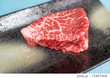 ステーキ 75807006