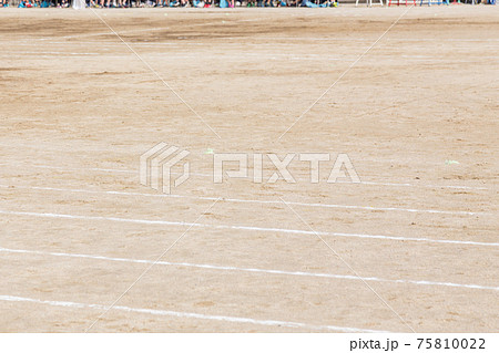 運動会のグラウンド 運動会のグラウンド 75810022