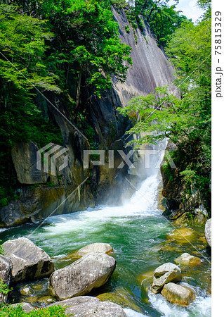 昇仙峡(夏):仙娥滝 昇仙峡(夏):仙娥滝 75815329