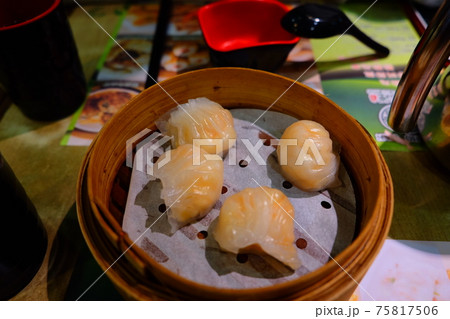 香港　点心　ハーガウ（エビ入り）広東料理 75817506