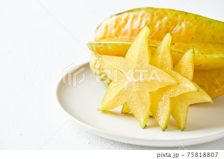 沖縄県産スターフルーツ 75818807