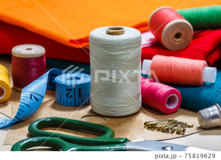 sewing thread sewing thread 75819629