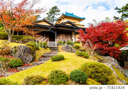 神奈川県 紅葉の箱根美術館 観山亭と石楽園 神奈川県 紅葉の箱根美術館 観山亭と石楽園 75821926