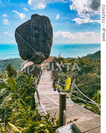 Koh Samui Overlap Stone in thailand, south east Asia 75826452