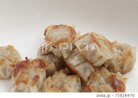 焼きシュウマイ 焼きシュウマイ 75826470