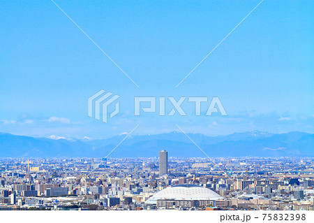 名古屋市、ナゴヤドームとその周辺の風景 75832398