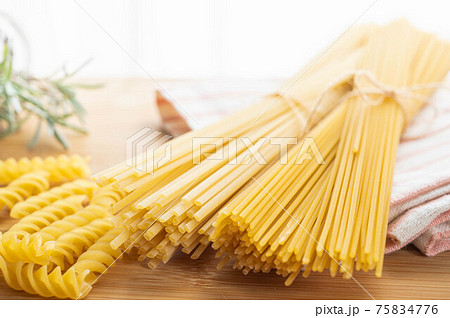 パスタ 乾麺 パスタ 乾麺 75834776