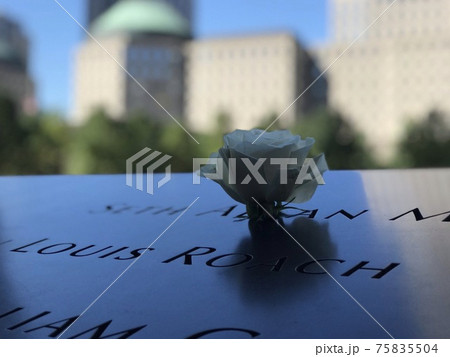 思い出 喪 追悼 75835504