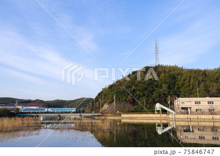 【牟岐線】早朝の特急むろと号 【牟岐線】早朝の特急むろと号 75846747