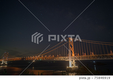 鳴門大橋夜景星空天の川 鳴門大橋夜景星空天の川 75846919