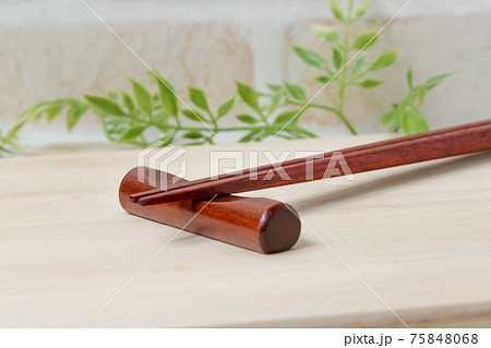 箸,食事,日本,文化,木,木製,和食,箸置き,和,お箸,食べる,木材,生活,生活用品,食べ物,日用品 箸,食事,日本,文化,木,木製,和食,箸置き,和,お箸,食べる,木材,生活,生活用品,食べ物,日用品 75848068