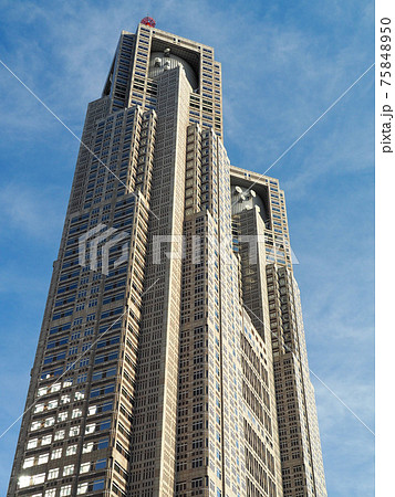東京・新宿新都心の東京都庁第一本庁舎 東京・新宿新都心の東京都庁第一本庁舎 75848950