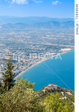 Panoramic view of Loutraki, Greece 75849696