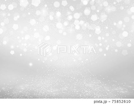 キラキラな幻想的ファンタジーのシルバー白銀の背景テクスチャ 75852610