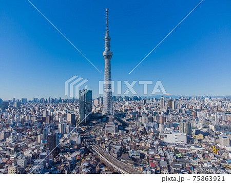 2月東京 東京スカイツリーと富士山の写真素材 [75863921] - PIXTA