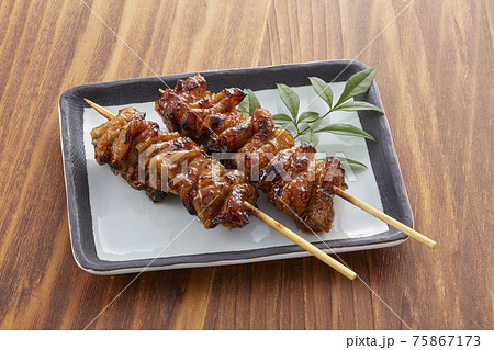 皮　たれ【焼き鳥】 75867173