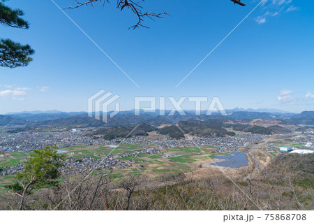 高鳥屋山の山頂から見た景色（唐沢山ハイキングコース） 75868708