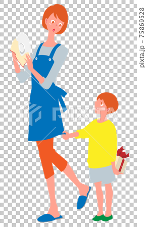 プレゼントを渡す男の子と食器をふきながら振り返るエプロン姿の女性 75869528
