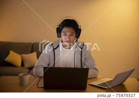 男性　音声配信 75870327