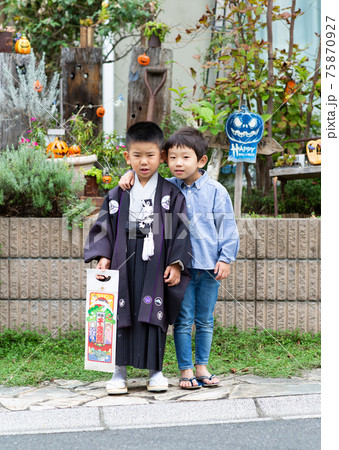 袴を着た5歳の七五三 袴を着た5歳の七五三 75870927