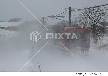 冬の北しなの線115系電車（長野⇔妙高高原） 75876428