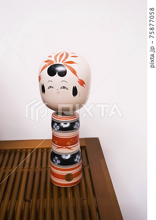 こけし 写真 かわいい創作こけし シンプルなこけし 絣模様のこけし こけし 写真 かわいい創作こけし シンプルなこけし 絣模様のこけし 75877058