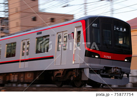 ［TS］東武スカイツリーライン／東武伊勢崎線70090系（東京メトロ日比谷線直通） 75877754