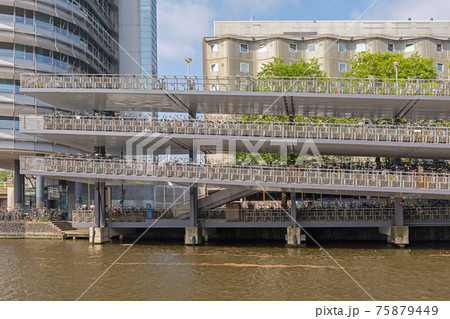 Multi Level Bicycles Garage 75879449