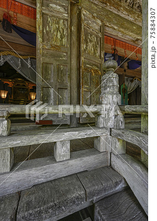 熊野三山の奥の宮　玉置神社本社 75884307