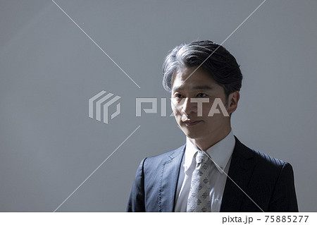 ビジネスマン ビジネスマン 75885277