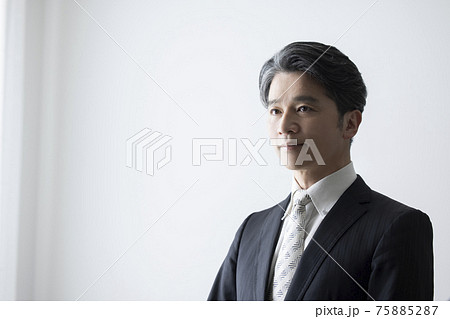 ビジネスマン　 75885287