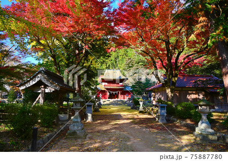 鷲原八幡宮　境内　津和野町 75887780