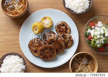 蓮根の挟み焼きの食卓 75887925
