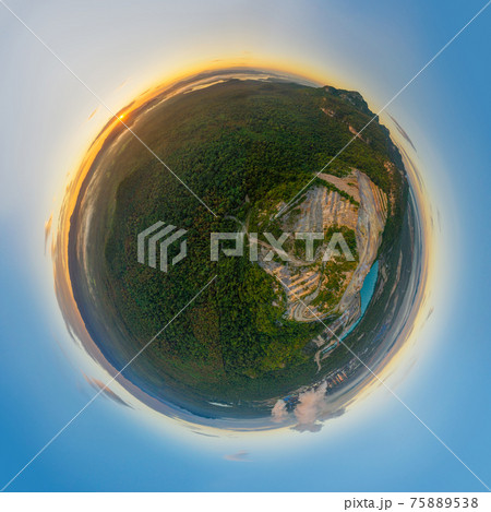 Little planet Little planet 75889538