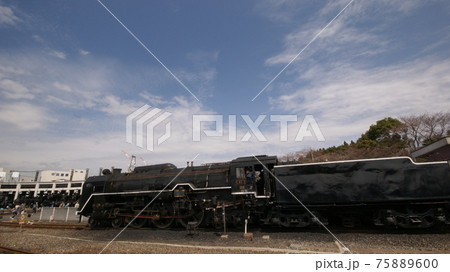 梅小路機関車車庫4 75889600