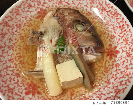 鯛のアラ煮 75890394