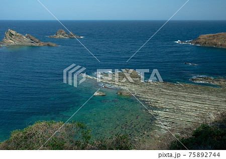 島根半島 須々海海岸の洗濯岩 島根半島 須々海海岸の洗濯岩 75892744