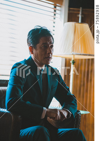 ビジネスマン ビジネスマン 75892938