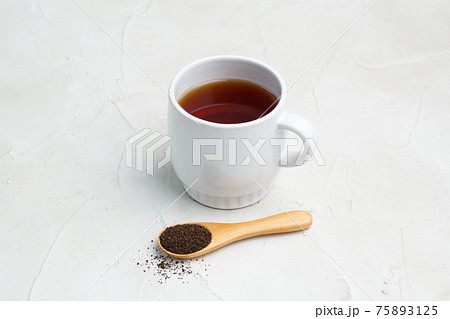 紅茶と茶葉 紅茶と茶葉 75893125