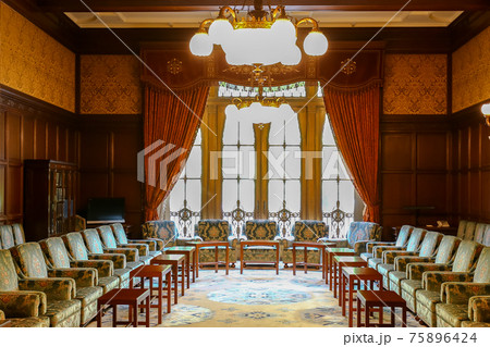 国会議事堂の大臣室（永田町／東京） 75896424