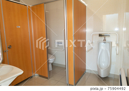 男子トイレ 75904492