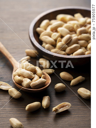 ピーナッツ 75905077
