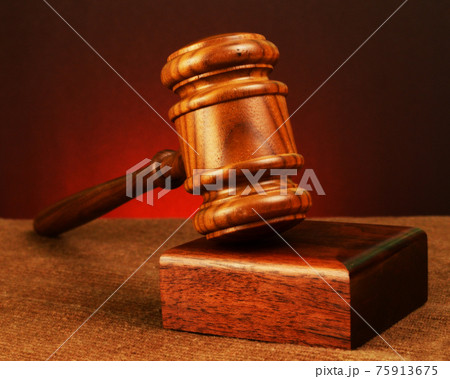 Antique Wooden Gavel Antique Wooden Gavel 75913675