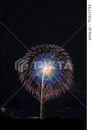 三重県 伊勢神宮奉納全国花火大会 伊勢神宮の花火大会 の写真素材
