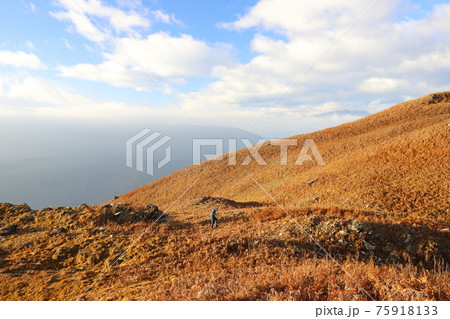 山脈 山岳 ヒルズ 75918133