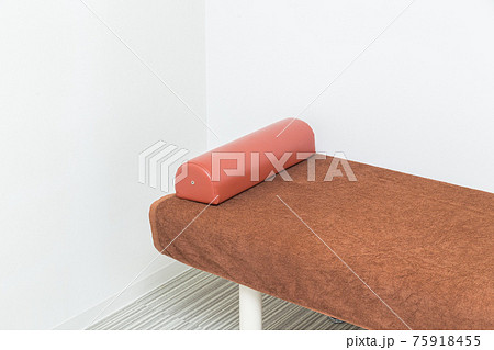 整骨院　治療ベッド　マッサージ 75918455