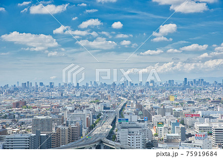 【大阪府】9月・東大阪市役所からの眺め 75919684