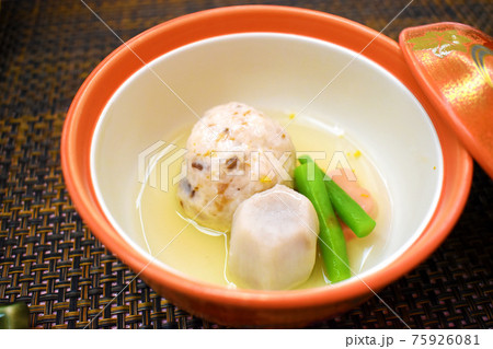 日本料理のお椀物 日本料理のお椀物 75926081