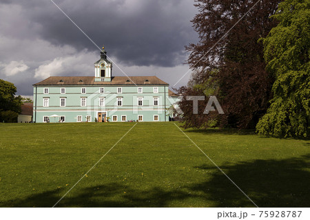 Dacice castle in Southern Bohemia, Czech Republic 75928787
