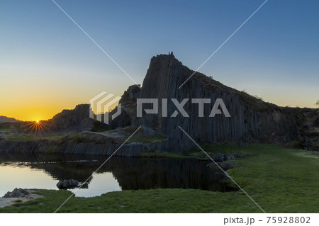 Polygonal structures of basalt columns, natural monument Panska skala near Kamenicky Senov, Czech Republic Polygonal structures of basalt columns, natural monument Panska skala near Kamenicky Senov, Czech Republic 75928802